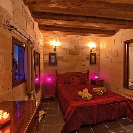 Spacious And Elegantly Finished ! بيت ضيافة *