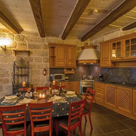 Spacious And Elegantly Finished ! بيت ضيافة *